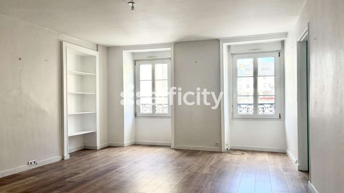 Appartement à LAMBALLE