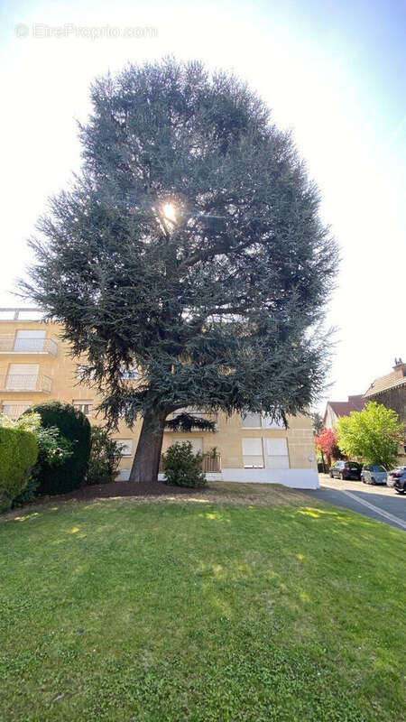 Appartement à ENGHIEN-LES-BAINS