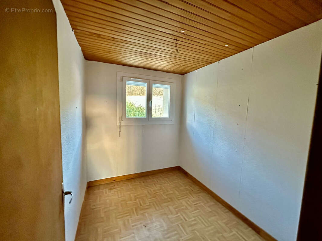 Maison à VELLEROT-LES-BELVOIR