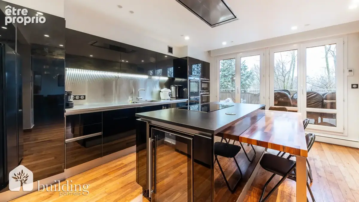 Appartement à LEVALLOIS-PERRET