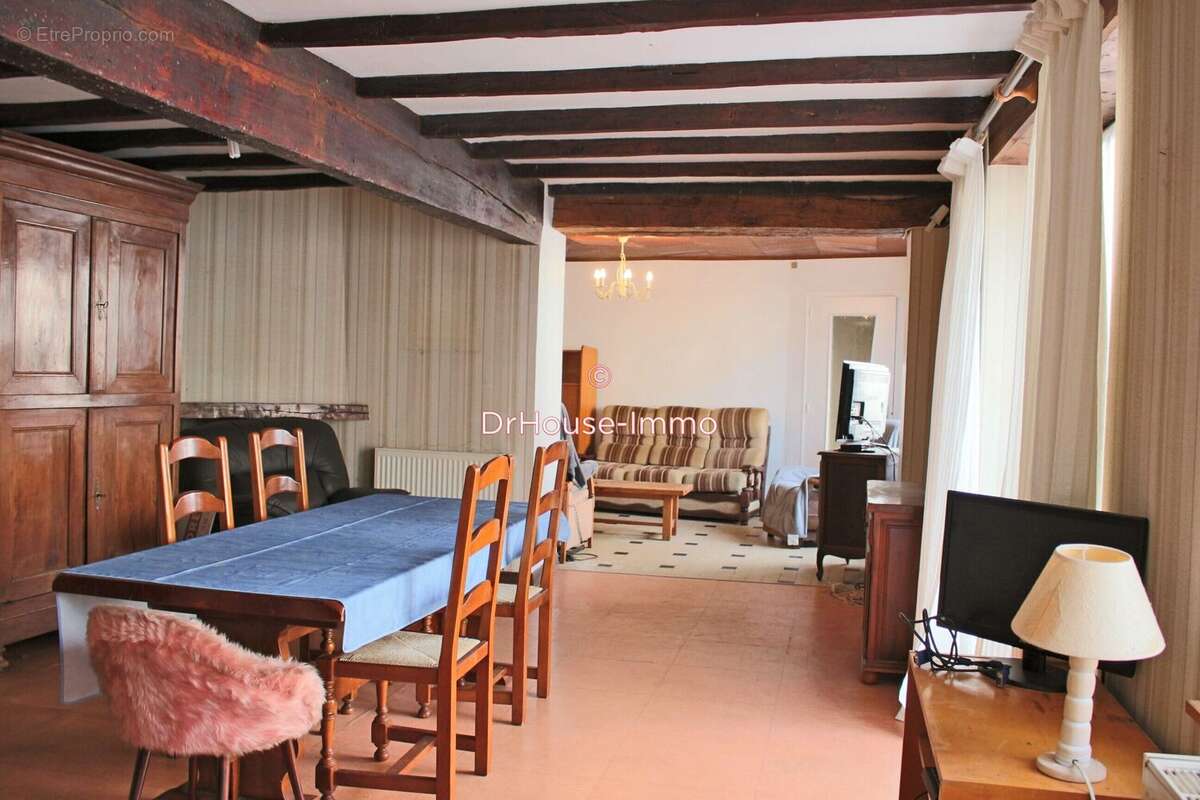 Maison à CASTELSAGRAT