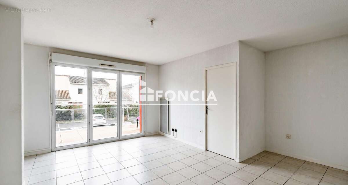 Appartement à CADAUJAC