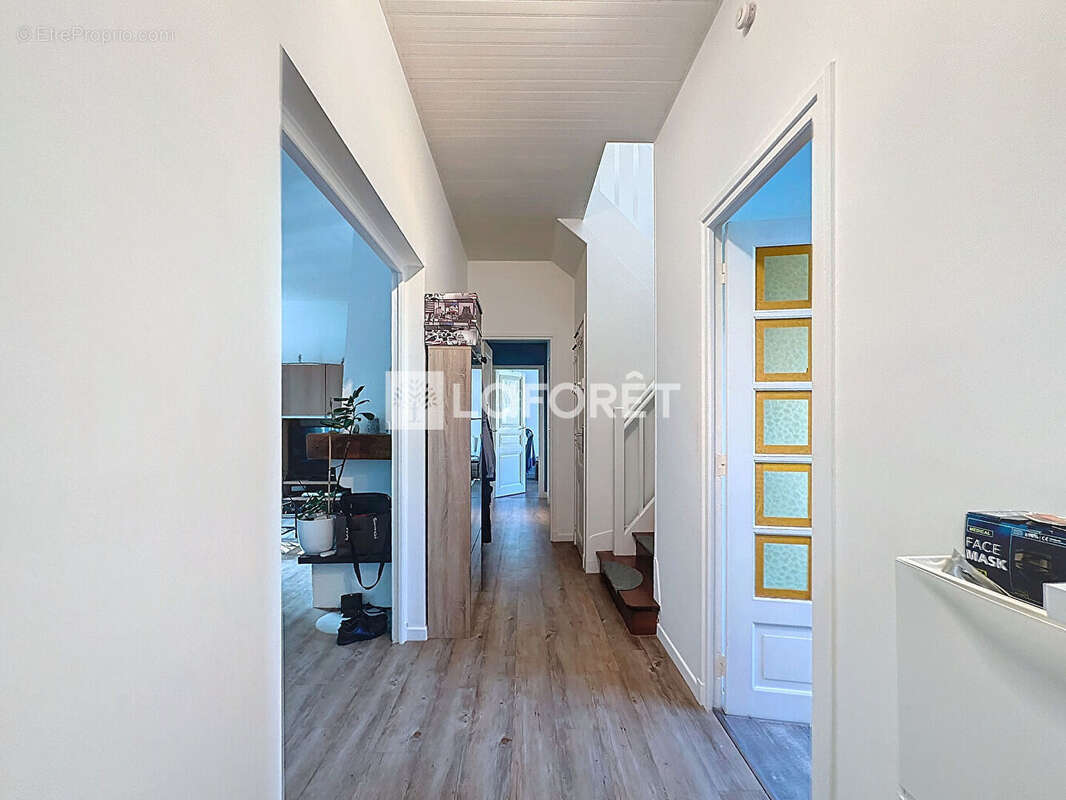 Maison à OZOIR-LA-FERRIERE