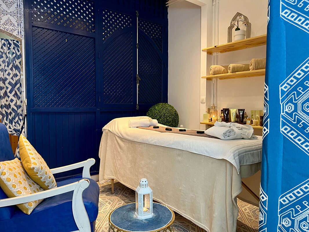 Commerce à ENGHIEN-LES-BAINS