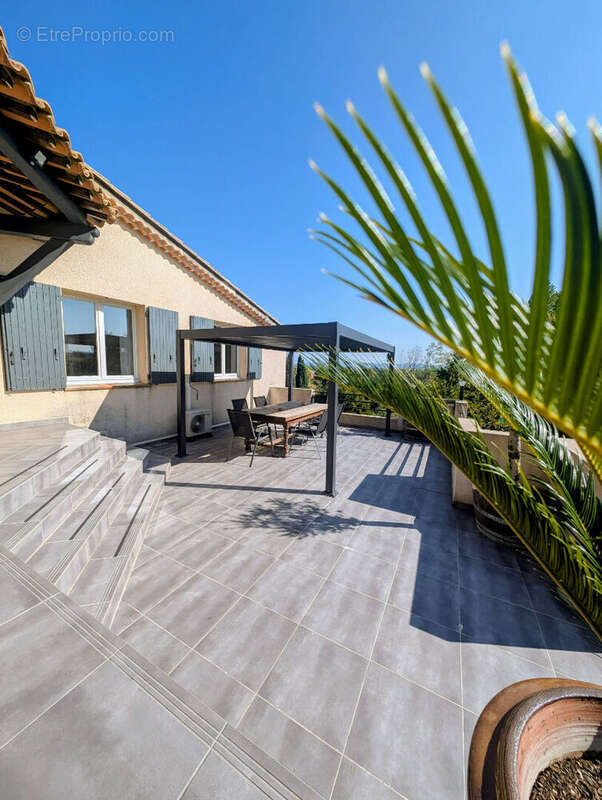 Maison à PONT-SAINT-ESPRIT