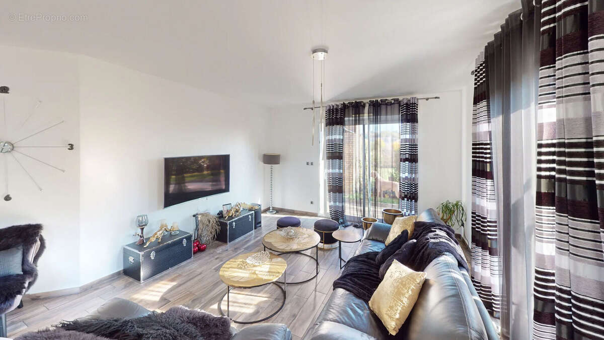 À vendre - Villa contemporaine 155 m² - Quartier Montboucons, Besançon - photo 13