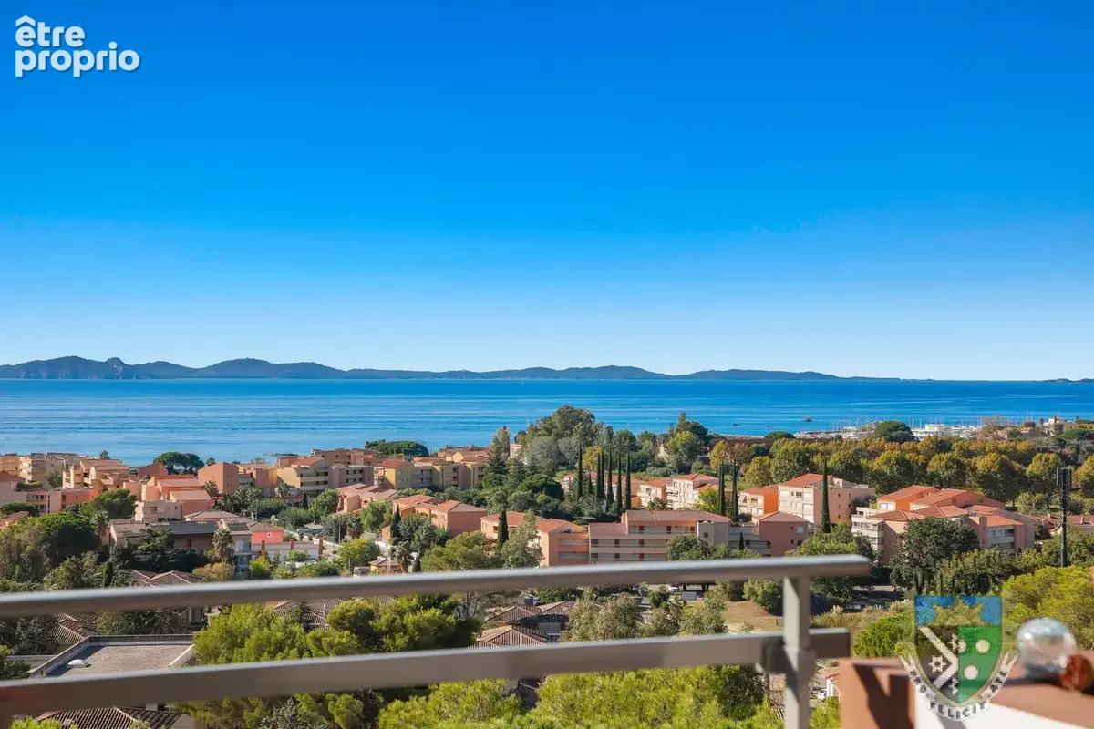 A vendre appartement 4 pieces panorama mer vendu avec garage la londe les maures - photo 14