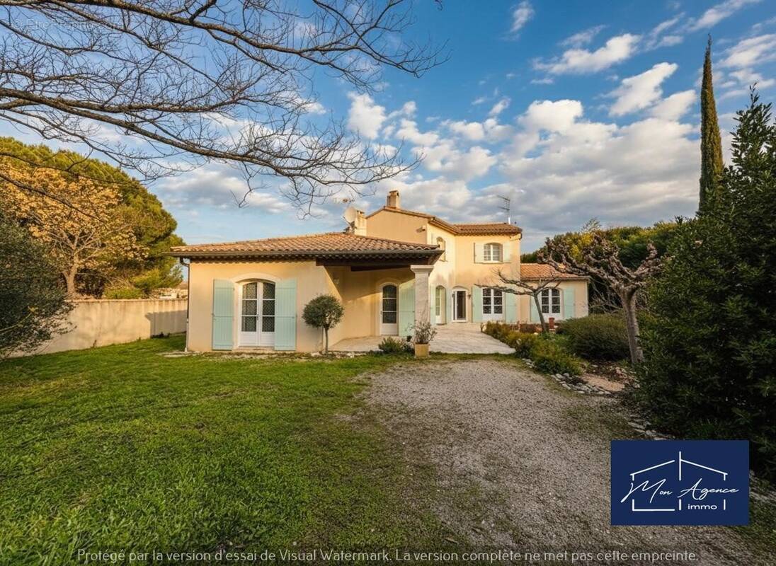 Maison à BAGNOLS-SUR-CEZE