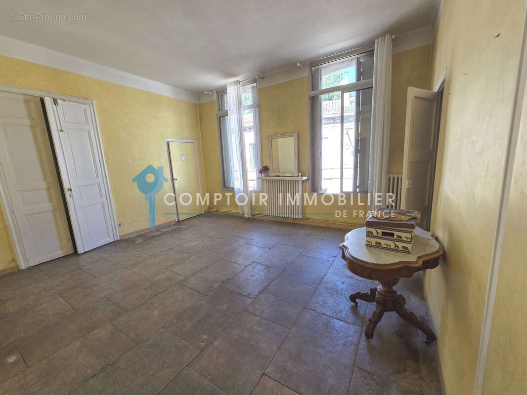 Appartement à VAUVERT
