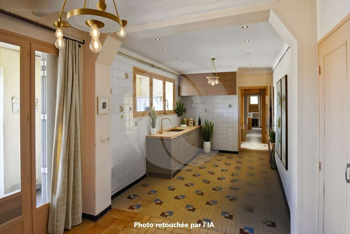 Maison à SAINT-ETIENNE-DE-TULMONT