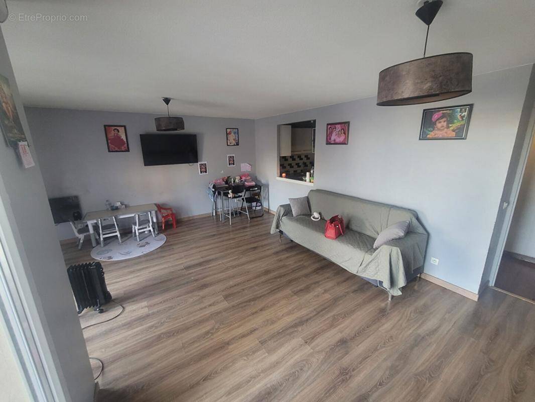 Appartement à LE BOURGET