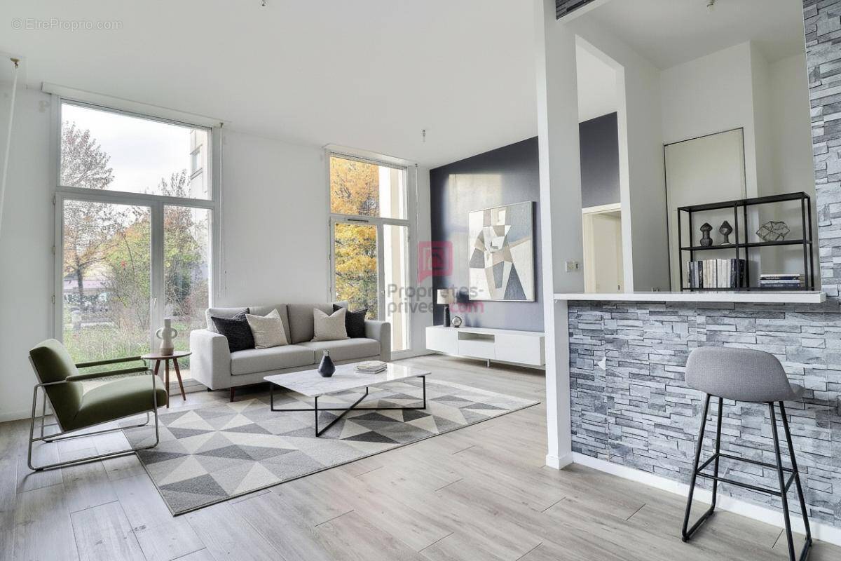 Appartement à SAINTE-GENEVIEVE-DES-BOIS