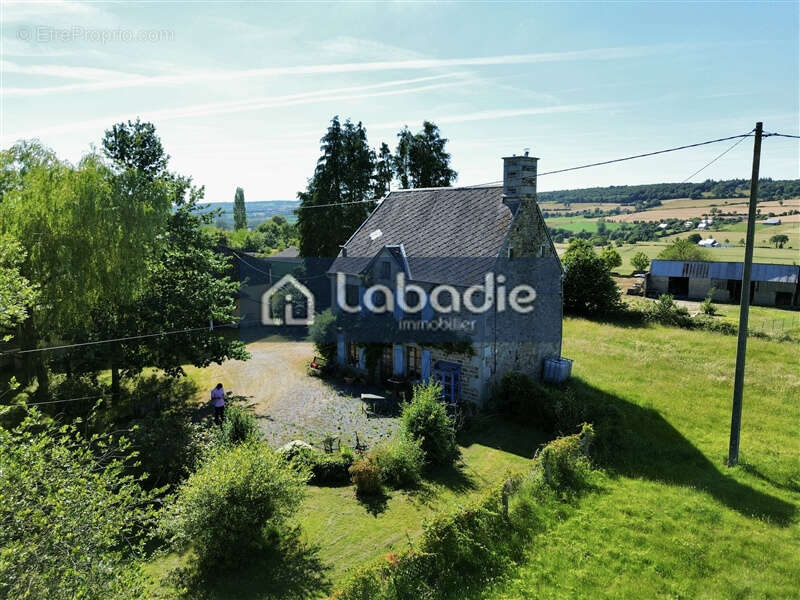 Maison à LANDELLES-ET-COUPIGNY