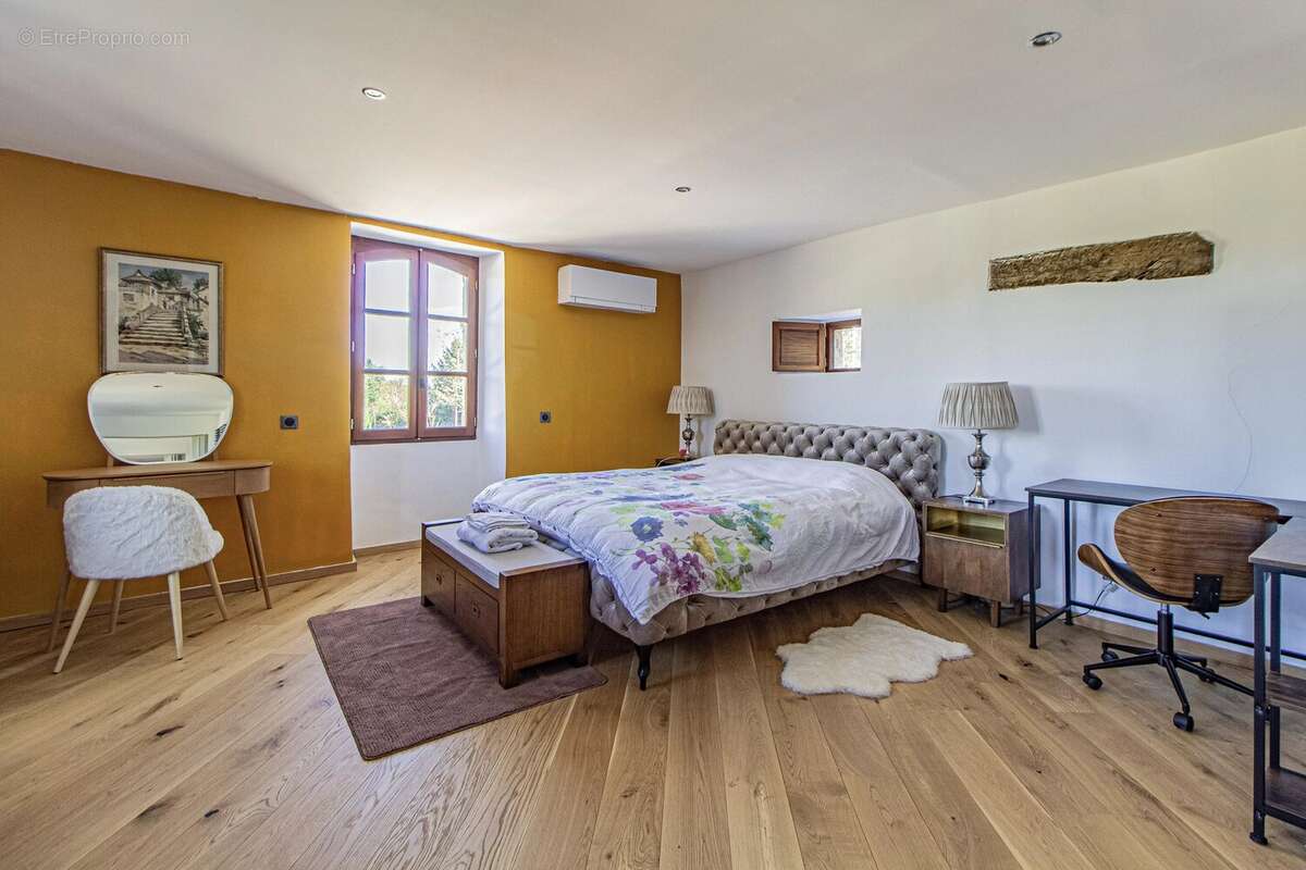 Maison à SIORAC-EN-PERIGORD