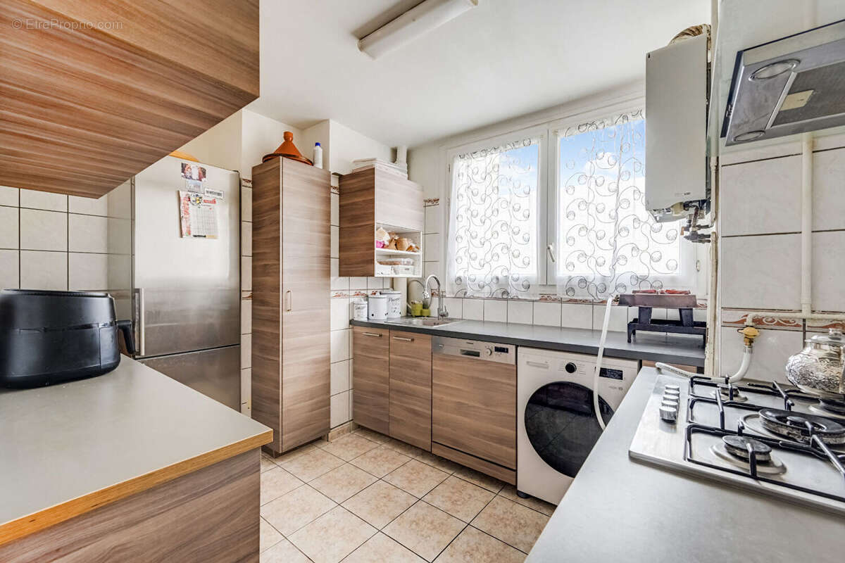 Appartement à CLICHY