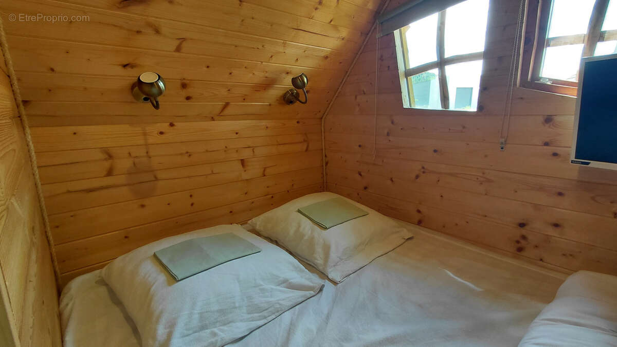 Ensemble de logements atypiques à Loray pour résidence principale ou location - photo 19
