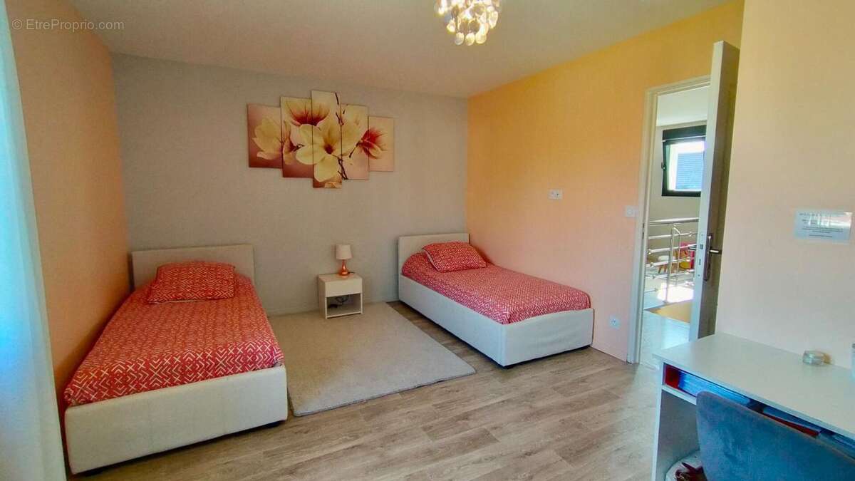 Maison à ALLONVILLE