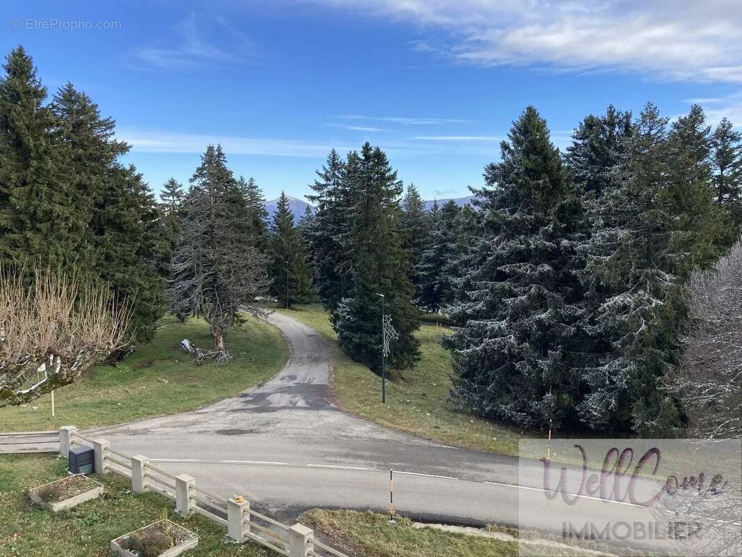 Appartement à PUGNY-CHATENOD