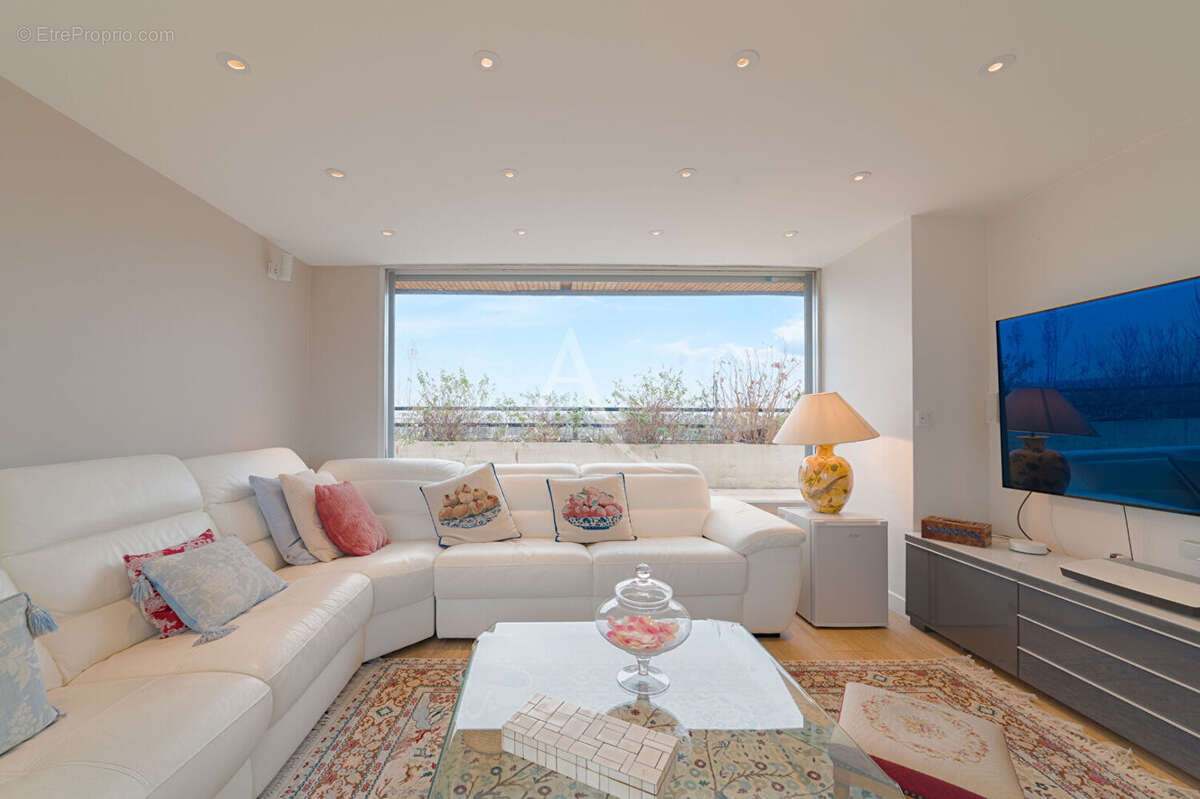 Appartement à MAISONS-LAFFITTE