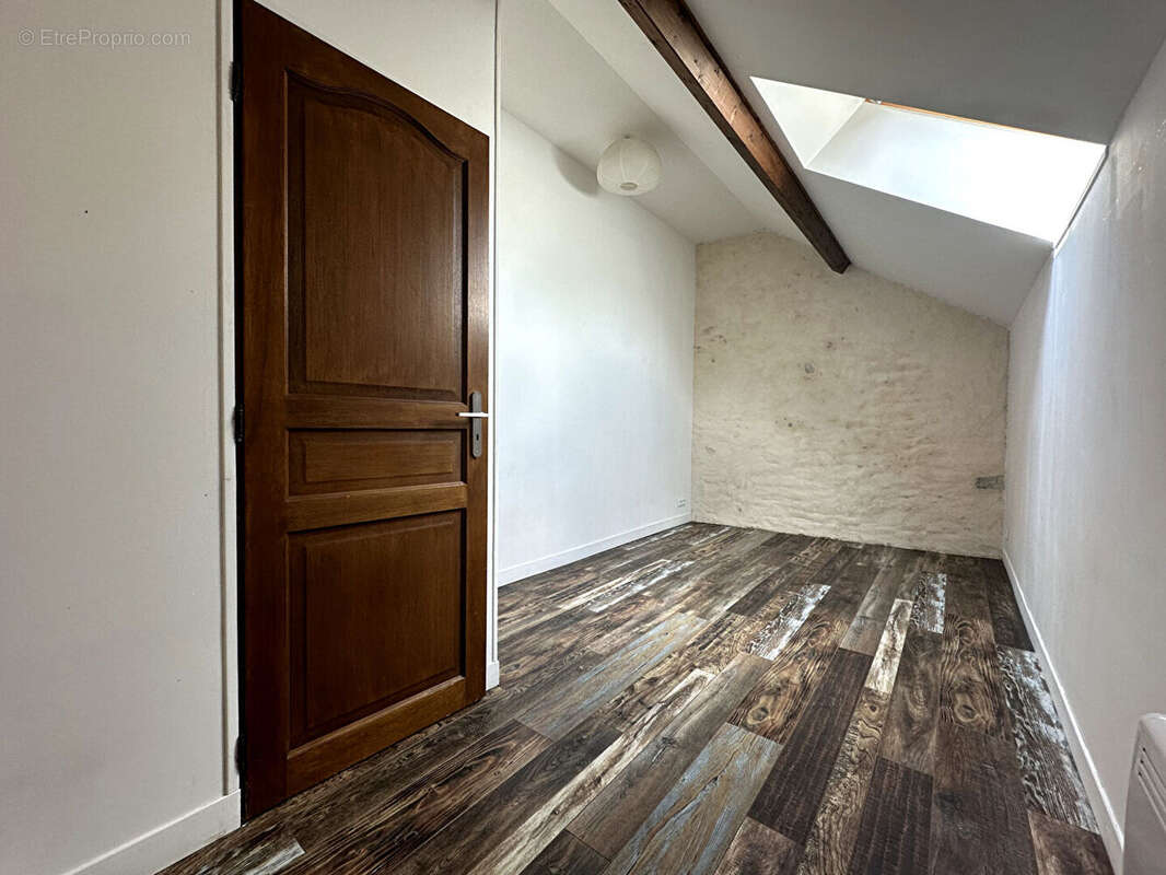 Maison à MONTEREAU-FAULT-YONNE