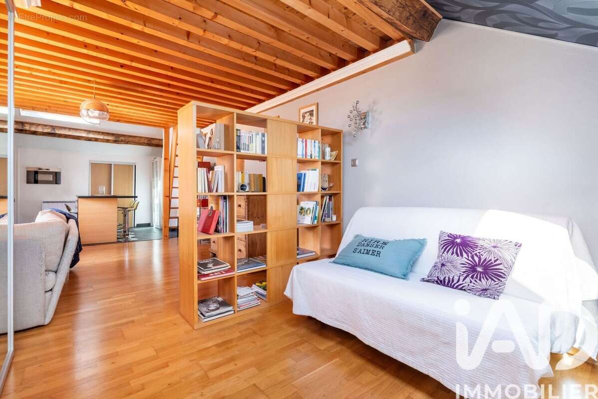 Photo 8 - Appartement à VILLEURBANNE