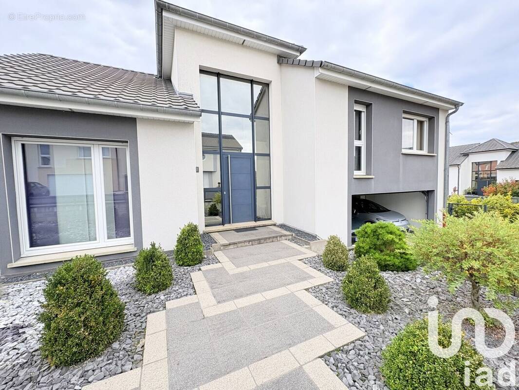 Photo 1 - Maison à RUSSANGE