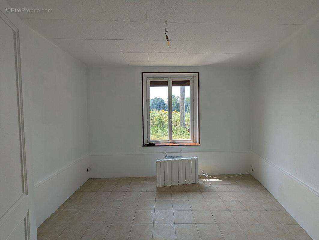 Propriété (corps de ferme) 360m2 au sol  à rénover - photo 9