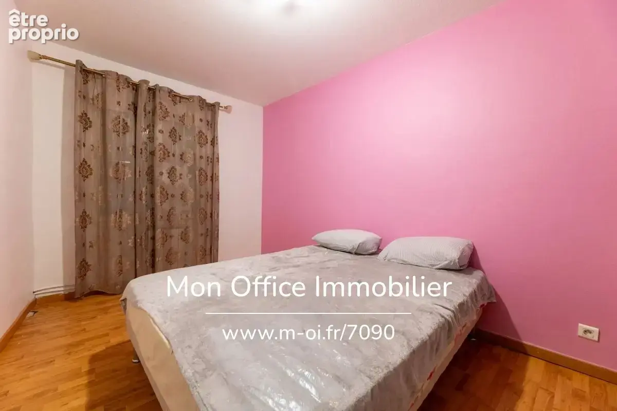 Référence : 7090-AMB - Immeuble 5 pièces avec local commercial et chambre froide - photo 12