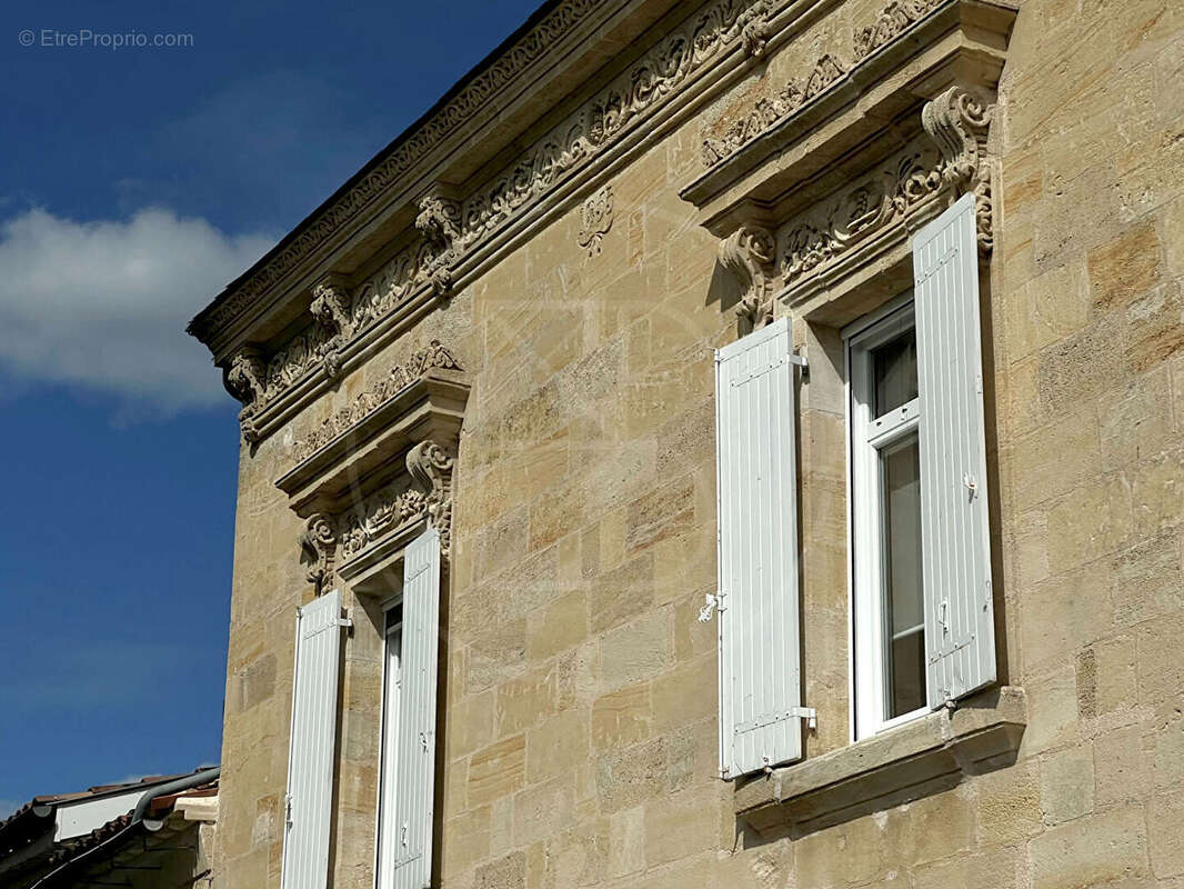 Maison à SAINT-SEURIN-SUR-L'ISLE
