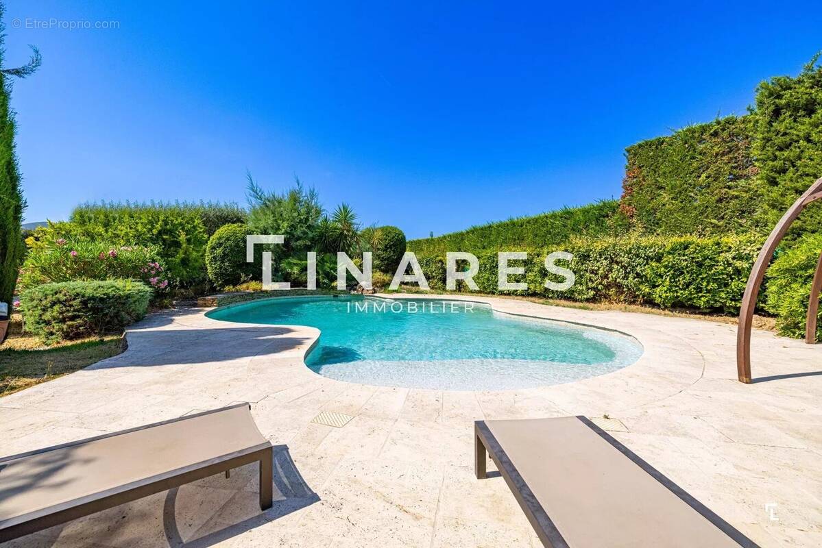 L'ÉVASION - Villa T5 de 167m² - Jardin 2000m² - Piscine - 13012 - photo 2