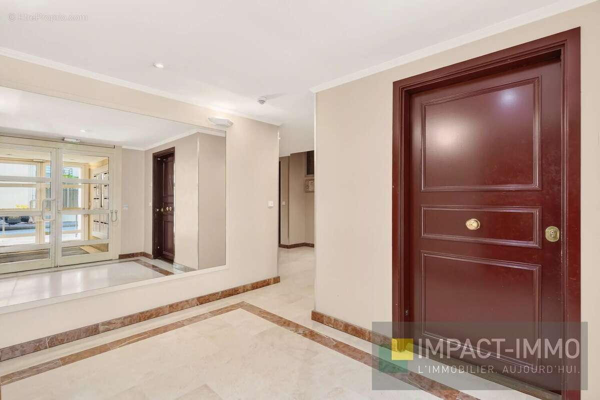 Appartement à LEVALLOIS-PERRET