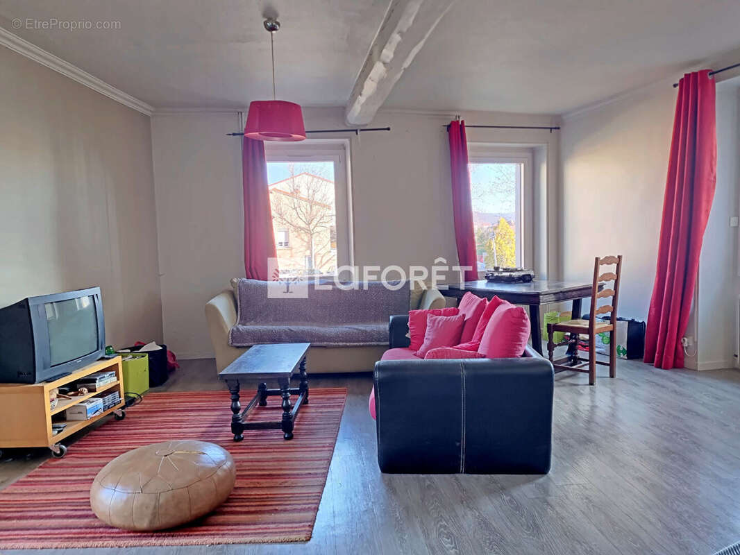 Appartement à SORBIERS