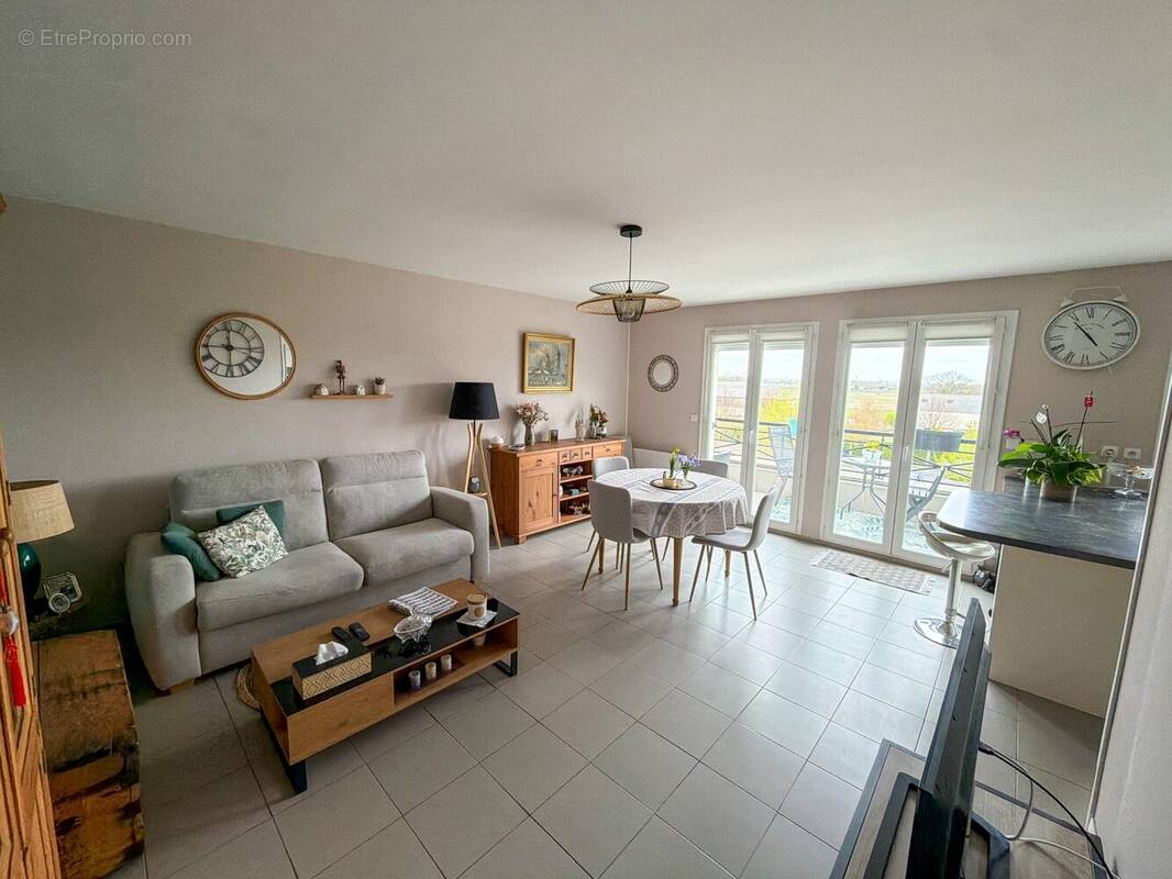 Appartement à LEERS