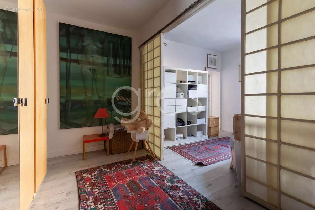 Appartement à PARIS-7E