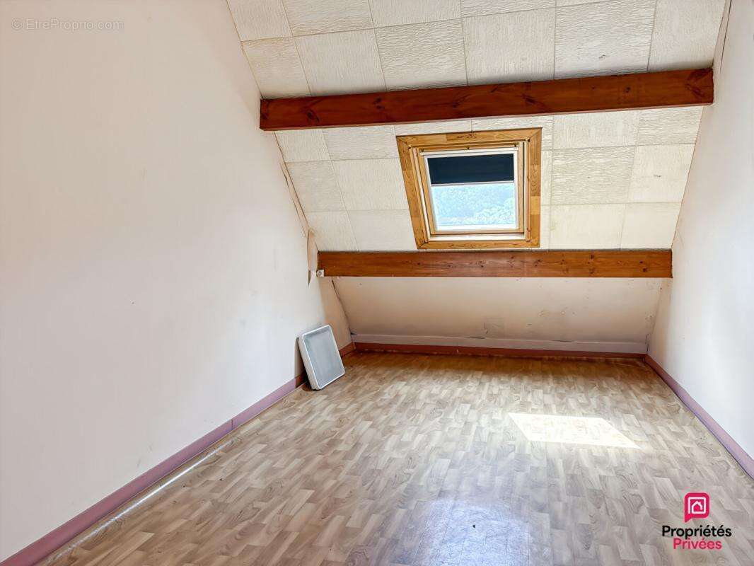 Maison Sable Sur Sarthe 150 m2 - photo 10
