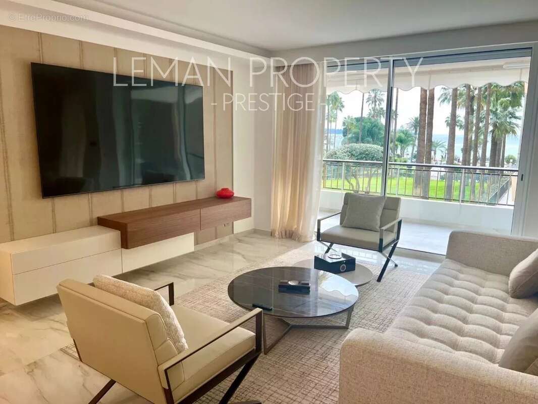 Appartement à CANNES