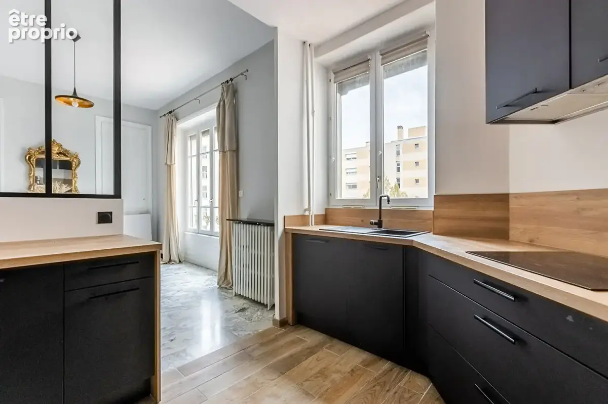 Duplex de 118m² - Lumineux et ensoleillé -  Box fermé deux places en enfilade en sus - photo 5