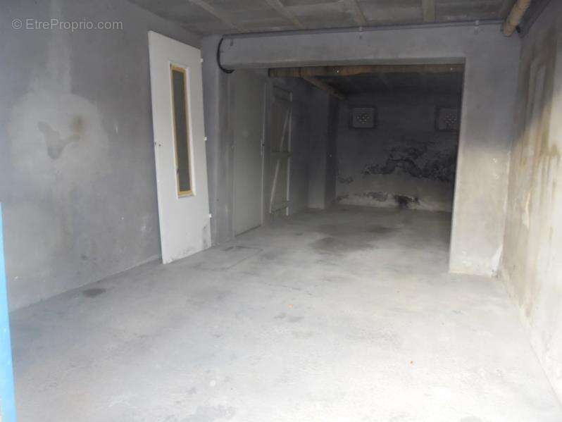 Appartement à YZEURE