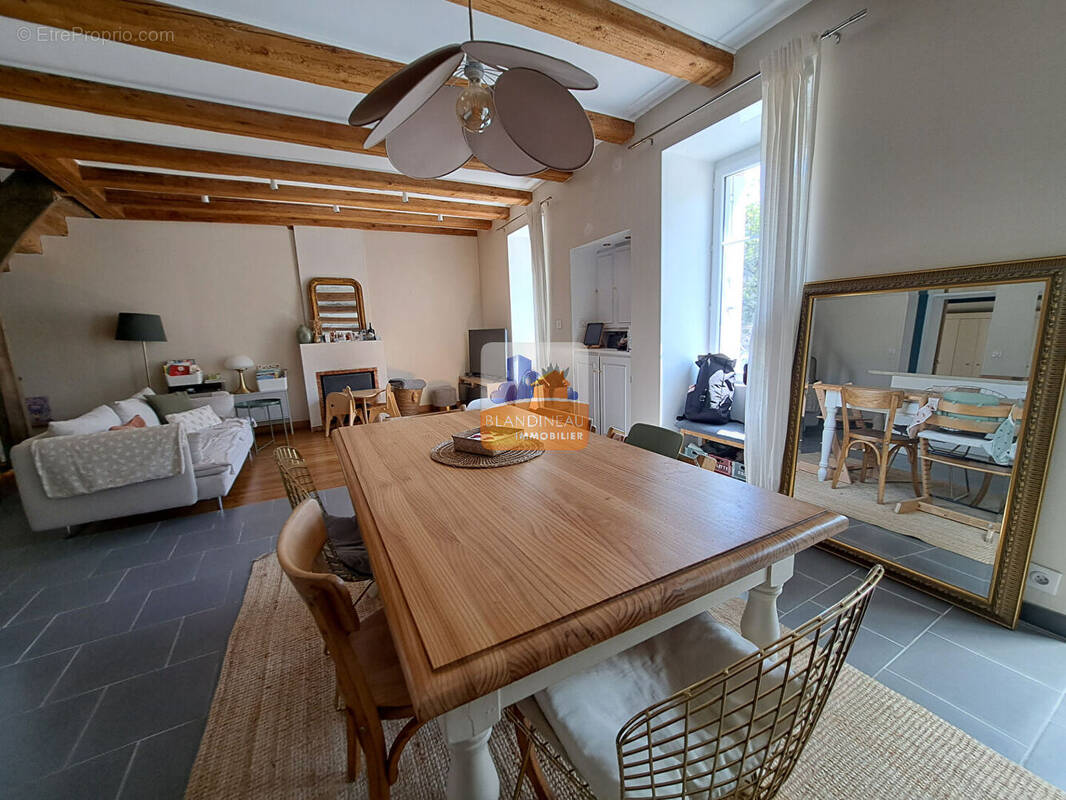 Maison à ROUANS