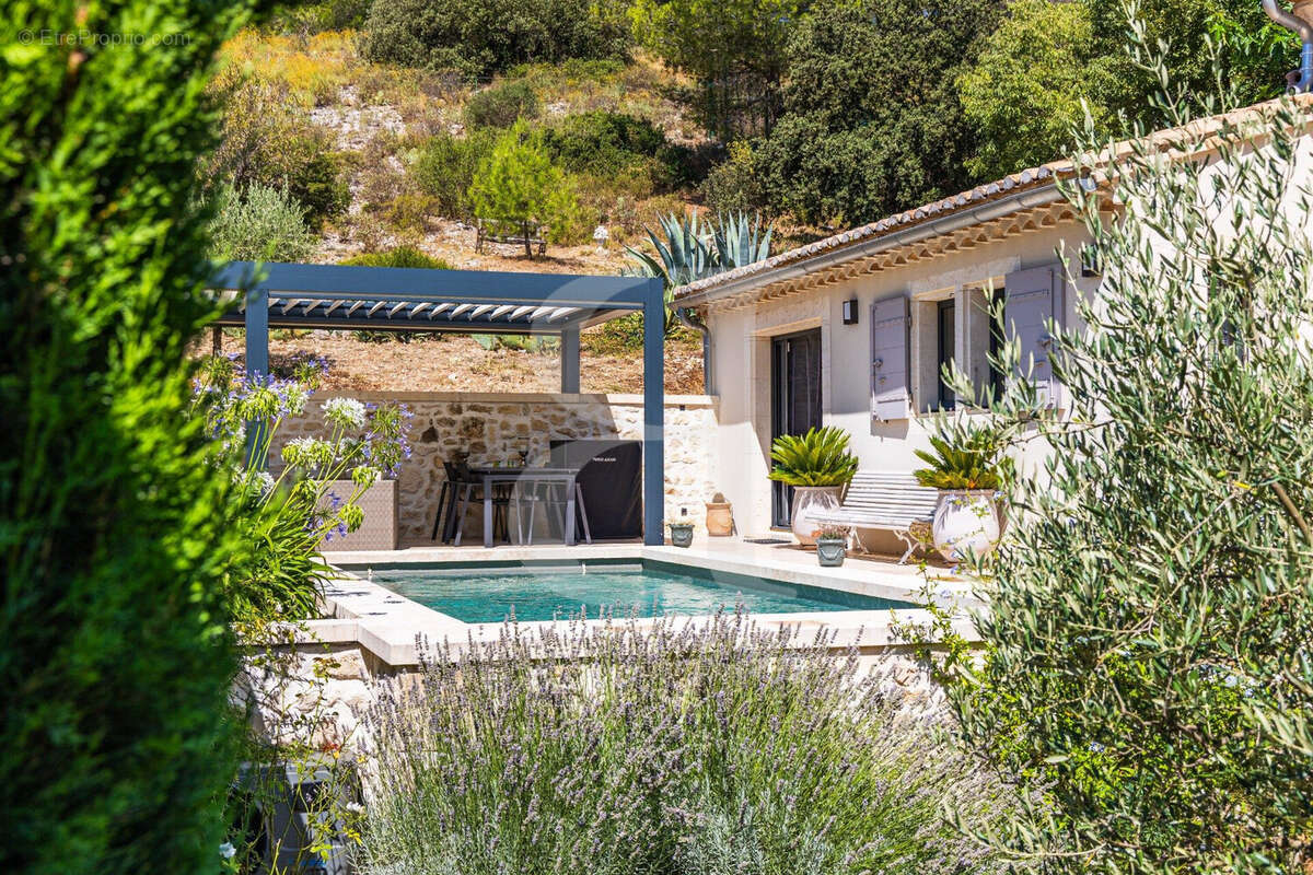 Maison à MAUSSANE-LES-ALPILLES