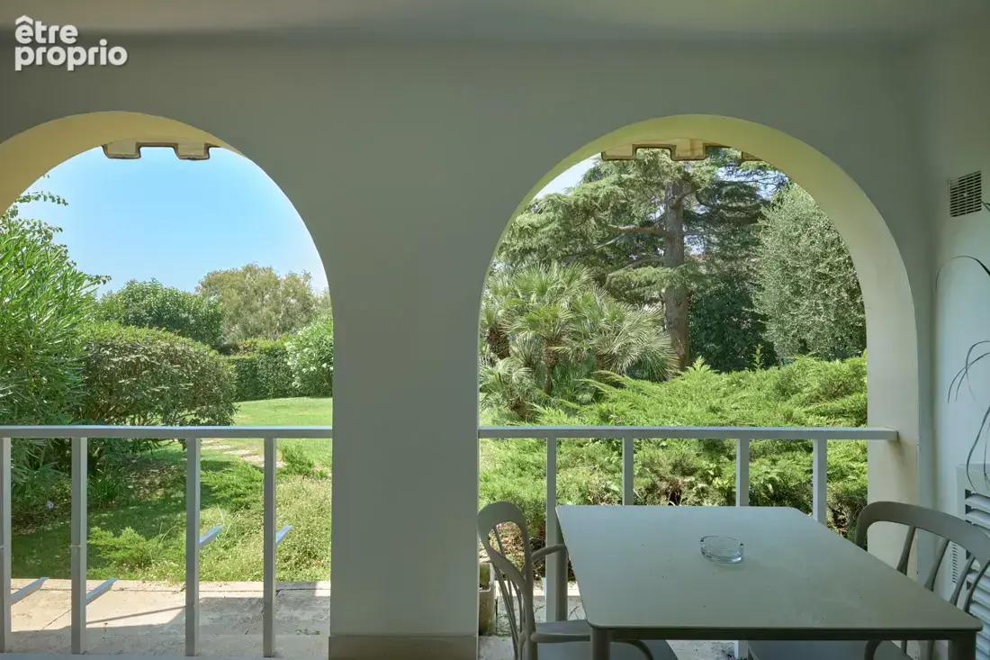 Cannes Californie : 2P terrasse et piscine au calme - photo 2