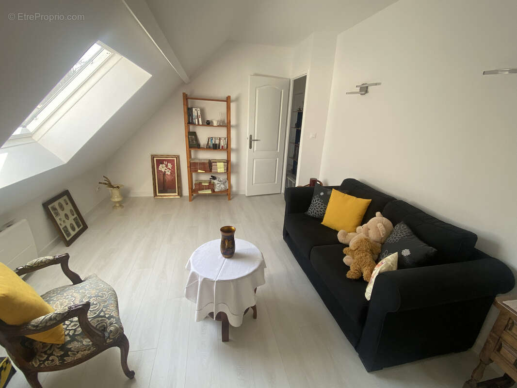 Maison à LIVRY-SUR-SEINE