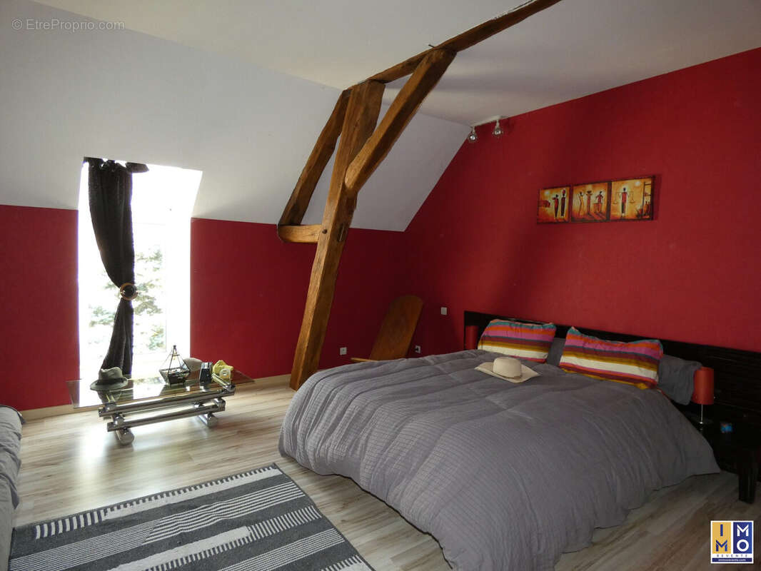 Maison 186 m² à Sainte-Solange  - photo 6