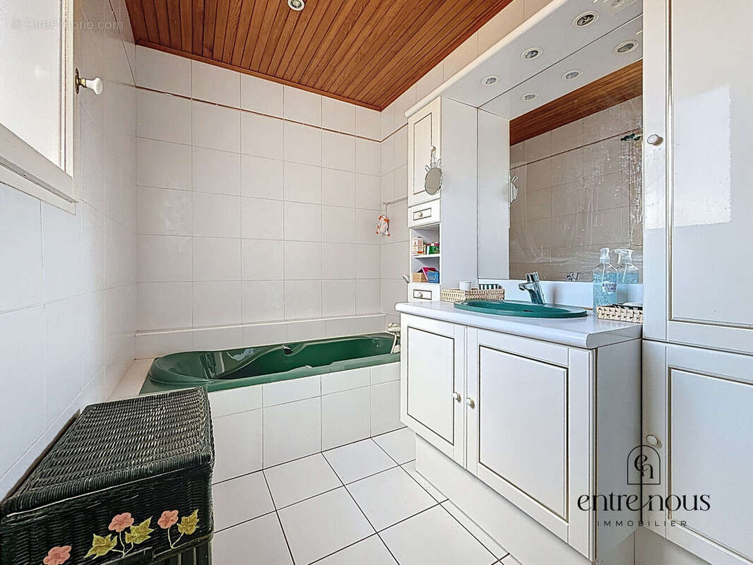 Photo 9 - Maison à BOURGOIN-JALLIEU