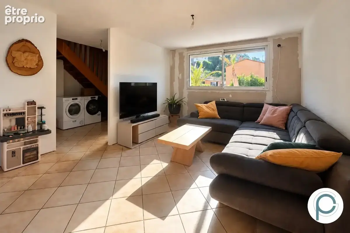 Photo Maison à Cuges-Les-Pins au prix de 320 000€