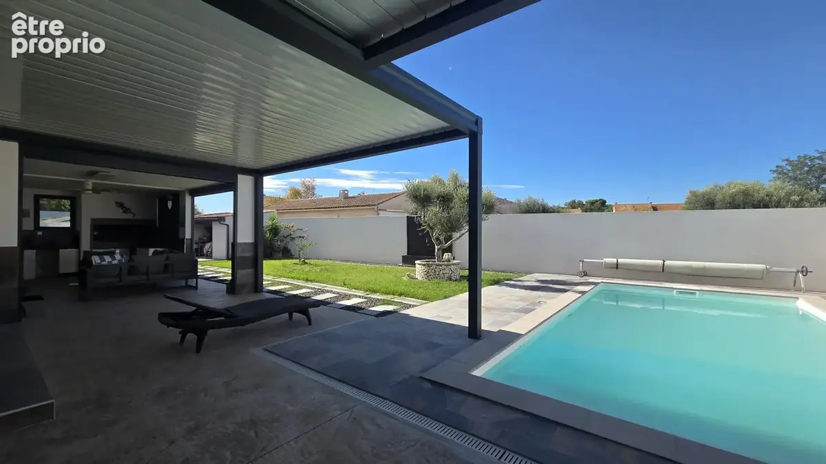 A vendre - cers - villa plain-pied de 172 m2 de type 5 sur 700 m2 de terrain avec piscine et garage - photo 3