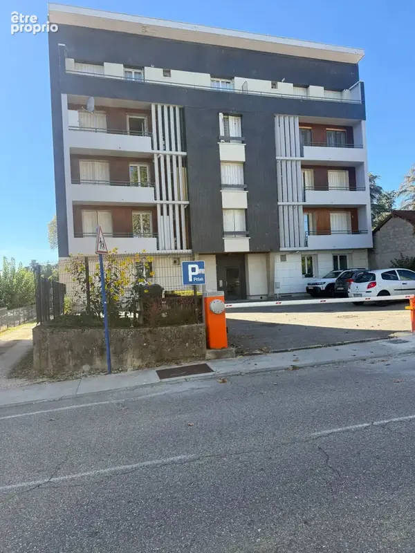 Appartement T4   70 m2   3 chambres   Rives (38140)   174 900 € - photo 1
