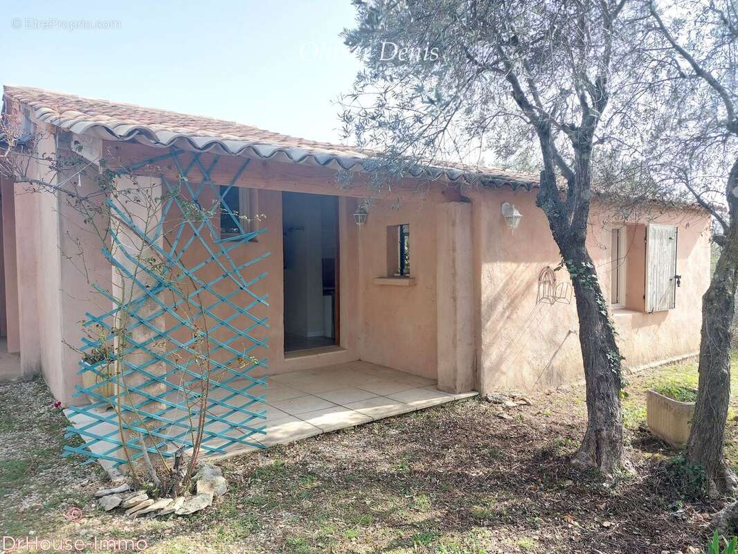 Maison à SAINT-SATURNIN-LES-APT