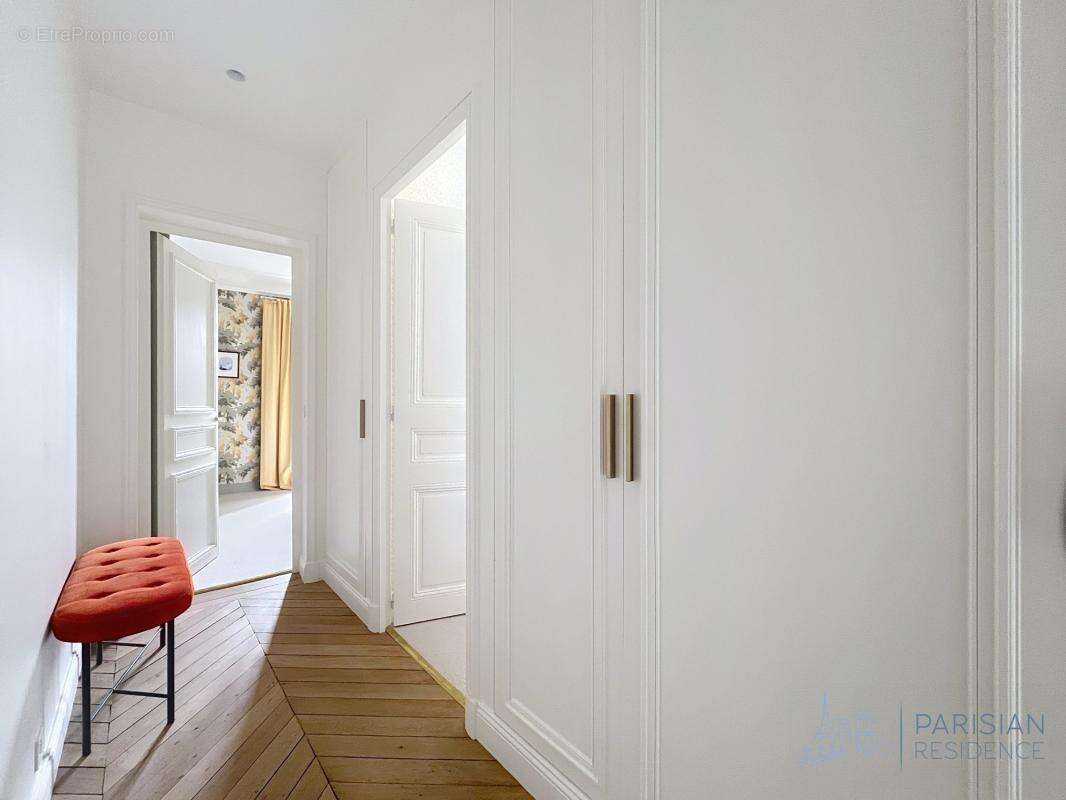 Appartement à PARIS-6E