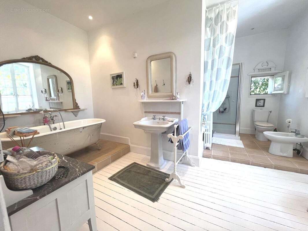 Maison 6 pièces 227 m² à vendre à Razac-D'eymet (24500) - photo 5